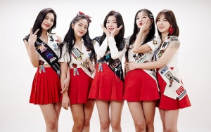 Tindakan Irene di Fansign Red Velvet Dipertanyakan, Ekspresi Joy dan Yeri Curi Fokus