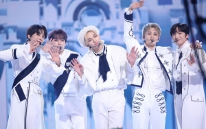 Potret Kolaborasi MC Pria 'Music Core' Hasil Jepretan SM dan JYP Dibandingkan