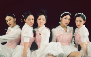 Red Velvet Kenakan Bawahan Turun Pinggang di MV 'Feel My Rhythm', Tuai Respons Begini