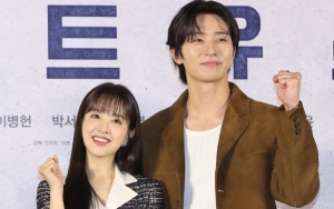 Park Bo Young Ngaku Canggung Langsung Adegan Pernikahan Bareng Park Seo Joon di 'Concrete Utopia'