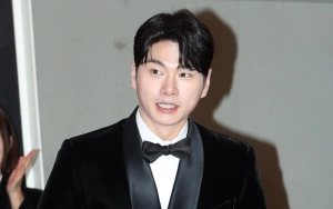 Lee Yi Kyung Sering Minta Maaf saat Kelakuan Park Min Hwan Dikritik Pemain 'Marry My Husband'