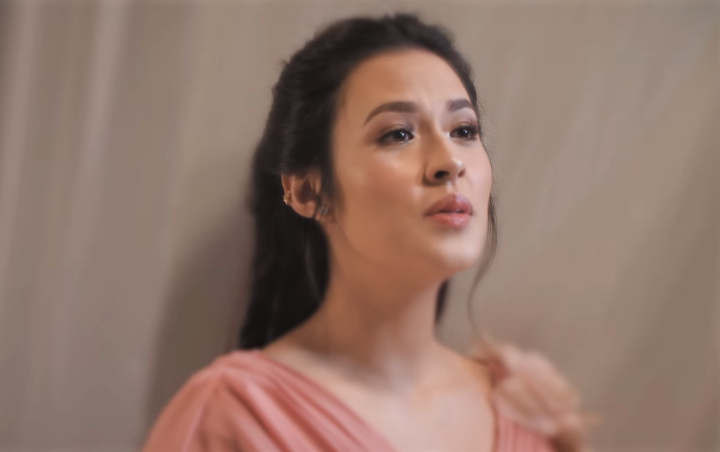 Cerita Rindu Ibu, Siap-Siap Nangis Lihat MV Raisa 'Lagu Untukmu'