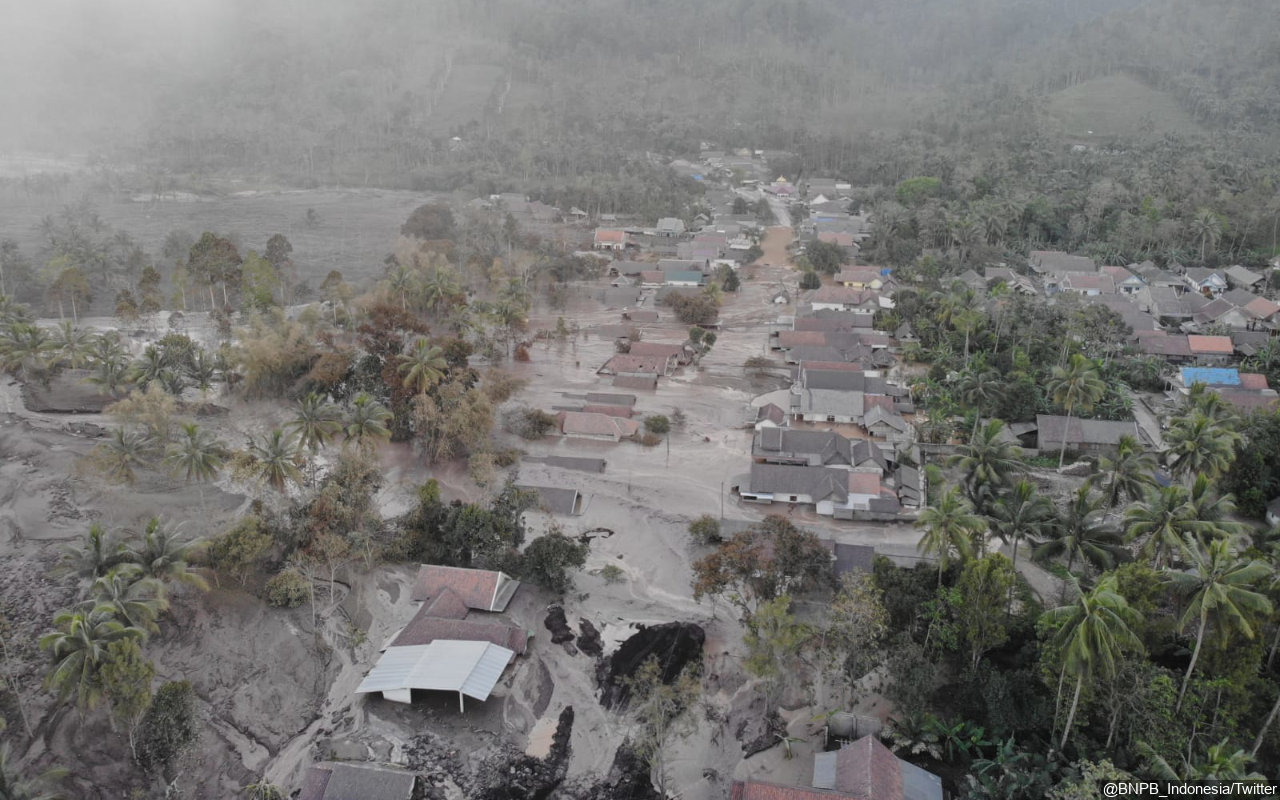 Korban Meninggal Erupsi Gunung Semeru Kini 46 Orang Masa Tanggap