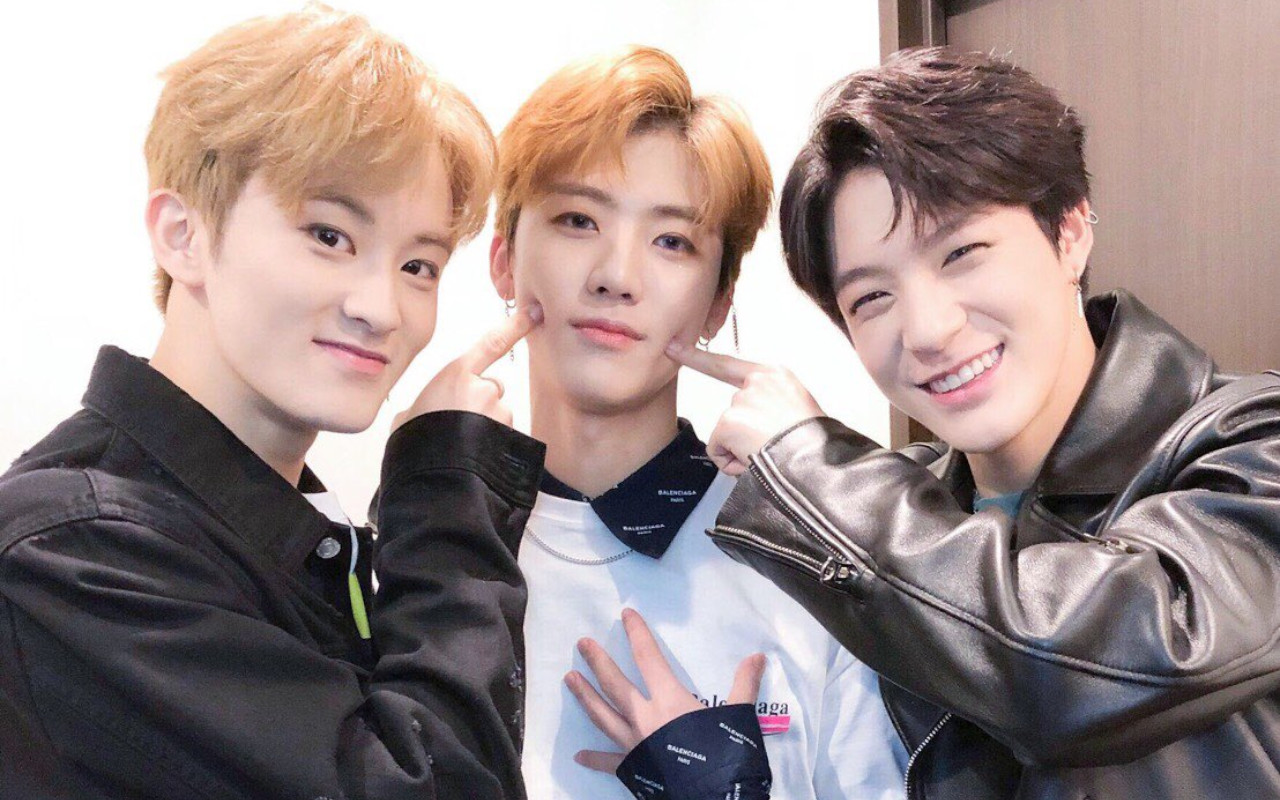 Konser Di Indonesia Mark Lee Nct Dream Posting Foto Jeno Dan Jaemin