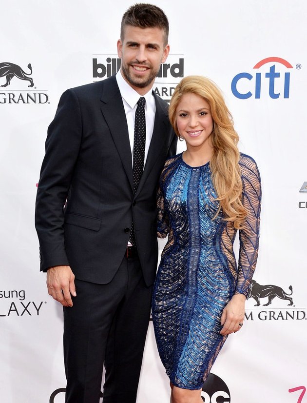 Gambar Foto Gerard Pique dan Shakira di Red Carpet Billboard Music Awards 2014