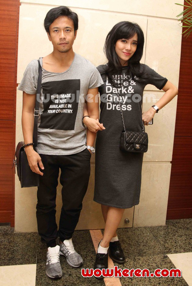 Gambar Foto Ariel Nidji dan Dea Ananda di Premiere Film 'Tak Kemal Maka Tak Sayang'
