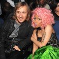 Dua pembuka acara, David Guetta dan Nicki Minaj