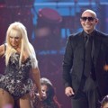 Penampilan Duet Christina Aguilera dan Pitbull di AMAs 2012
