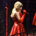 Penampilan Taylor Swift di Konser Tur 'Red'
