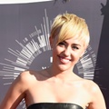Miley Cyrus di Red Carpet MTV Video Music Awards 2014