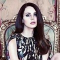 Lana Del Rey di Majalah Fashion Edisi September 2014