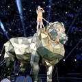 Penampilan Katy Perry di Super Bowl 2015