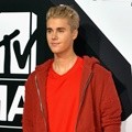 Justin Bieber Hadiri MTV EMAs 2015