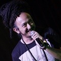 Ras Muhamad Bawa Nuansa Reggae di Konser Melawan Asap