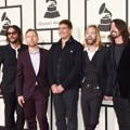 Foo Fighters di Red Carpet Grammy Awards 2016