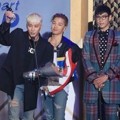 Big Bang Saat Raih Piala Artist of the Year - Mei dan Juni