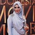 Elma Theana Hadir di Indonesia Movie Actors Awards 2016