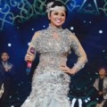 Penampilan Dewi Persik di Acara HUT Indosiar ke-22