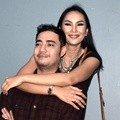 Kalina Oktarani dan Muhammad Hendrayanto Ditemui Usai Mengisi Program 'Rumpi'