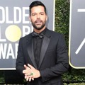Lama tak ada kabarnya, Ricky Martin kabarnya ikut menghibur di Golden Globe Awards 2018.