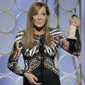 Allison Janney Raih Piala Best supporting actress in a motion picture (drama)