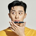 Park Seo Joon di Majalah Esquire Edisi Juni 2018