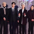 DAY6 pun tak ketinggalan hadir di Genie Music Awards 2018.