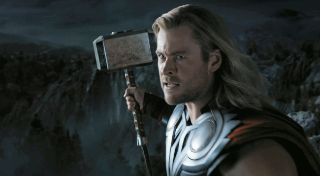 Chris Hemsworth Bilang Thor Lebih Humoris di 'Avengers 