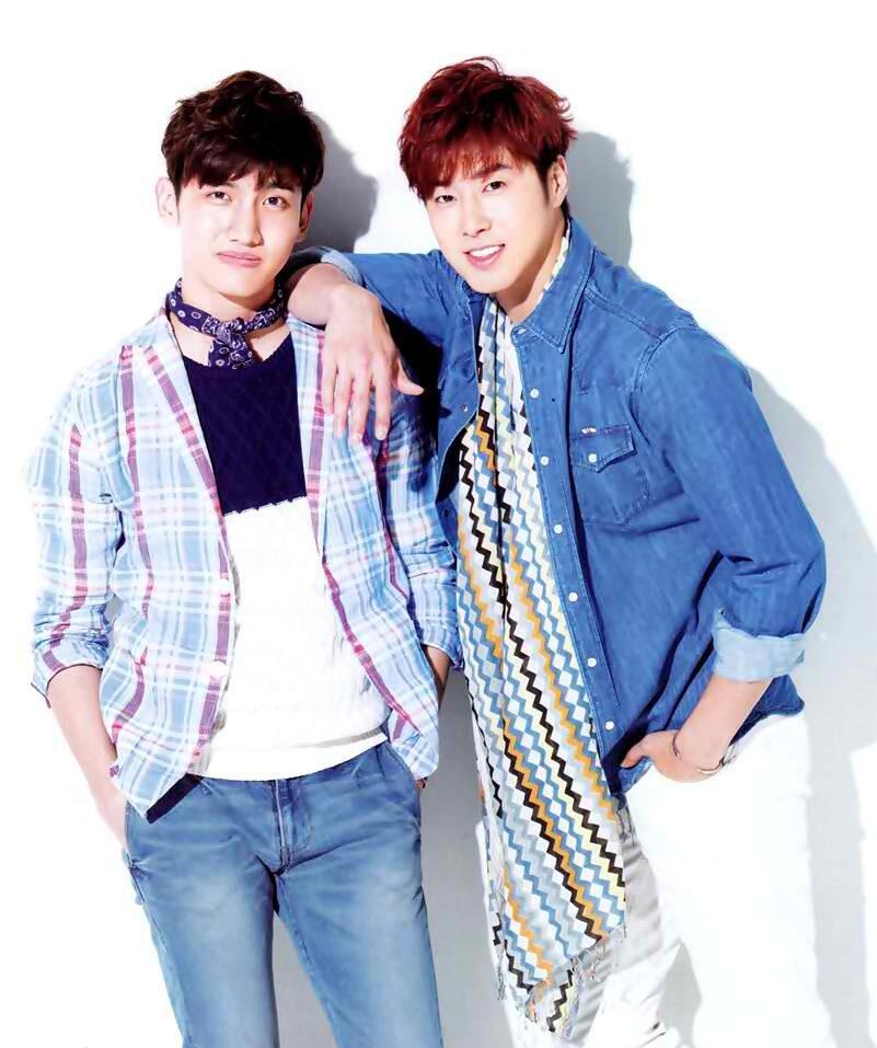 http://www.wowkeren.com/images/news/20130711-tvxq-di-majalah-pati-pati-02.jpg