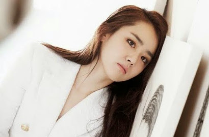 Kecantikan Moon Geun Young Dipuji Matang Oleh Netter