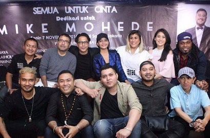 Para Penyanyi Top Indonesia Bikin Konser Cinta untuk Mike Mohede
