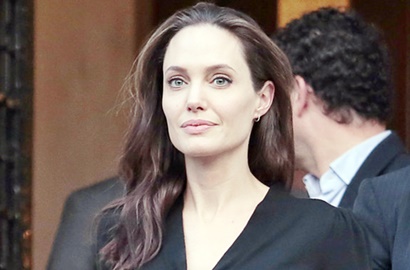 Angelina Jolie Ingin Dokumen Perceraiannya Diumbar ke Publik?