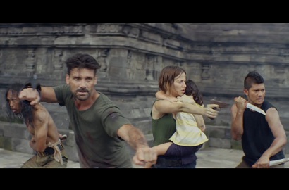 'Beyond Skyline' Rilis Trailer Baru, Iko Uwais dan Yayan Ruhian Lawan Alien di Candi Prambanan