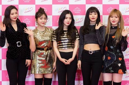 Usung Gaya Berbeda, Red Velvet Adu Cantik di Iklan Baru