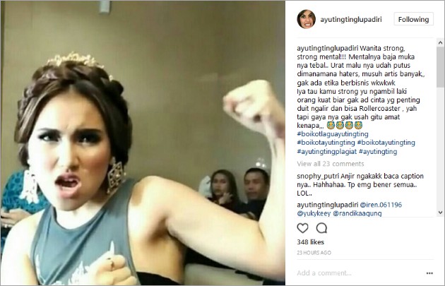 Pamer Ketiak Hitam Dan Belahan Dada Ngintip Ayu Ting Ting Masih