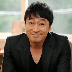 Lee Sung Min Profile Photo