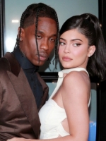 Kylie Jenner Dan Travis Scott Putus Setelah 2 Tahun Pacaran