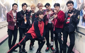 Berita dan Gosip tentang EXO. Tulisan Artikel mulai 