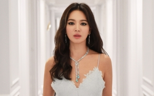 Song Hye Kyo Komentari Postingan Ini Usai Menghilang dari Instagram Sejak Cerai