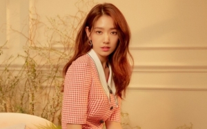 Park Shin Hye Dipuji Cantik Meski Tak Cocok Berambut Pendek Usai Unggah Postingan Ini