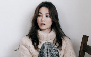 Song Hye Kyo Tampil Elegan dan Berkelas di Pemotretan Baru, Cantiknya Paripurna