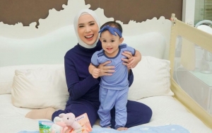 Belum Genap 2 Tahun Sudah Diajak Naik Angkot Sada Putri Fitri Tropica Langsung Kapok Panas