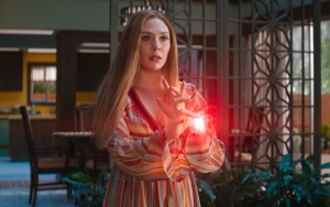 Elizabeth Olsen Beri Bocoran 'Doctor Strange 2' Bakal Hadirkan Kesan Horror: Film Ini Gila