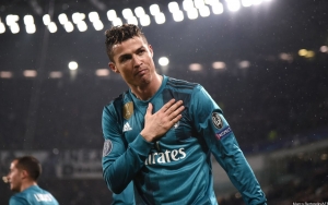 Cristiano Ronaldo Disebut Bikin Saham Turun Triliunan Rupiah, Begini Respons Santai Coca-Cola 