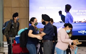 Bandara Sydney Jadi Saksi Haru Keluarga Hingga Kekasih Bersatu Lagi Pasca 704 hari Lockdown