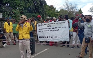 Demo Tolak Pemekaran Papua di Istana Ricuh, Massa Hingga Aparat Ikut Terluka