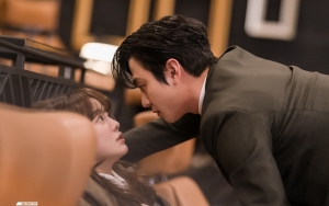 Kim Sejeong & Ahn Hyo Seop Ciuman Hot di 'Business Proposal', Detail Tak Terduga Disorot