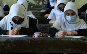 Taliban Tak Jadi Buka Sekolah Menengah Untuk Perempuan di Afghanistan, Guru Ungkap Tangis Para Siswi