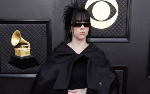 Grammy Awards 2022: Bersaing dengan Olivia Rodrigo, Billie Eilish Lagi-Lagi Tampil Serba Hitam