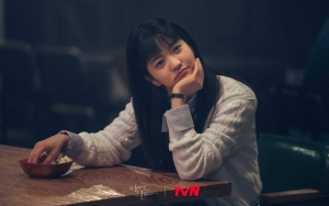Kim Tae Ri Gunakan OST 'Twenty-Five, Twenty-One' di Teaser Vlog Perdana, Gagal Move On?